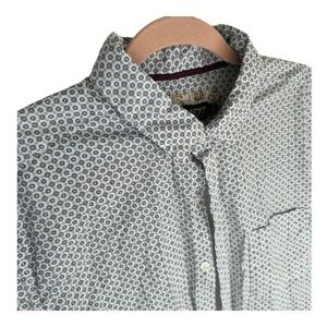 Monument Men's Short Sleeve Button Up Shirt Modern Classic White Geometric